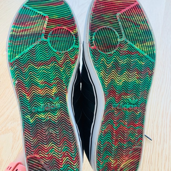 Men’s Addidas Seeley Hemp Sneakers - Picture 6 of 7